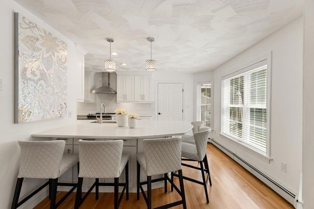 5 Hemenway Avenue, Melrose, MA 02176