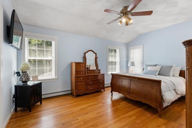5 Hemenway Avenue, Melrose, MA 02176