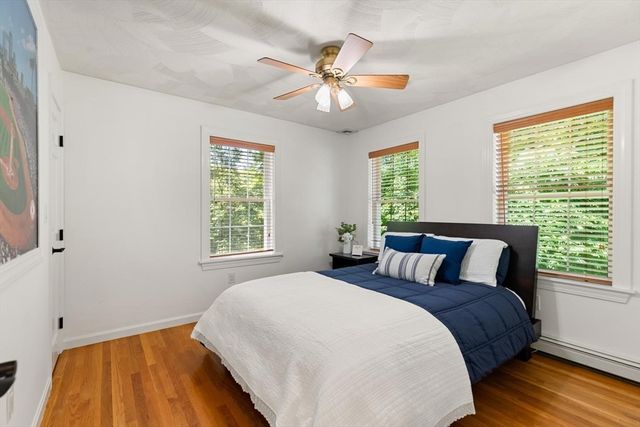 5 Hemenway Avenue, Melrose, MA 02176