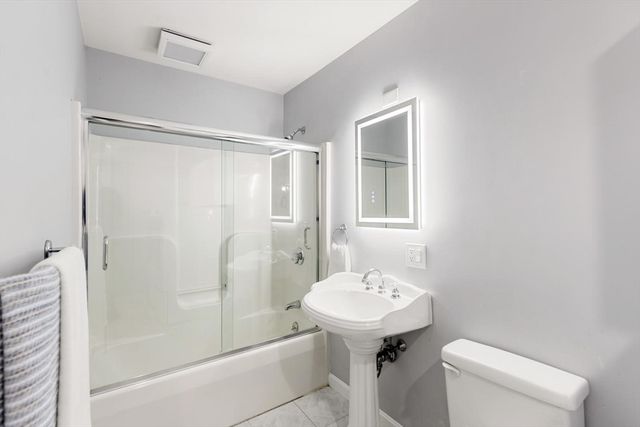 5 Hemenway Avenue, Melrose, MA 02176