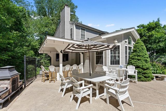 5 Hemenway Avenue, Melrose, MA 02176