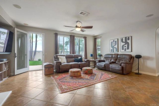 5022 Calle Arquero, Oceanside, CA 92057
