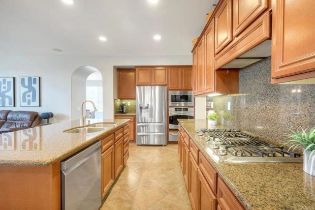 5022 Calle Arquero, Oceanside, CA 92057