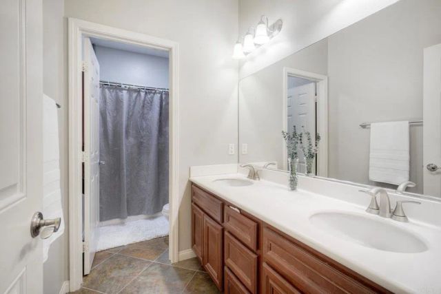 5022 Calle Arquero, Oceanside, CA 92057
