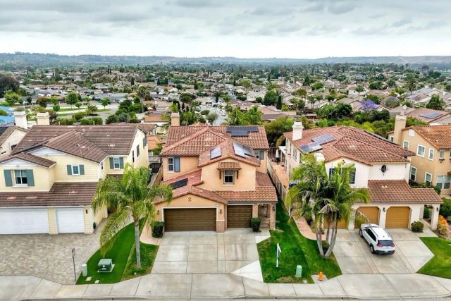 5022 Calle Arquero, Oceanside, CA 92057