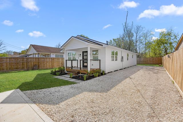 4109 Europa Street, Houston, TX 77022