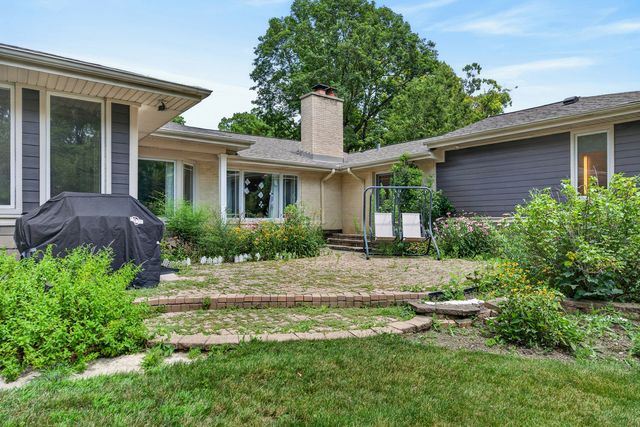 14637 W River Oaks Drive, Lincolnshire, IL 60069