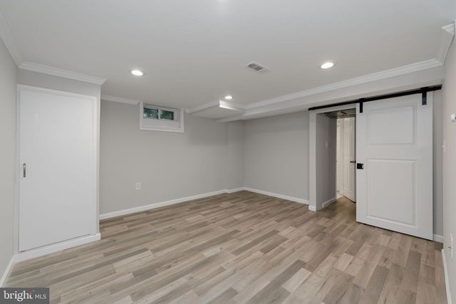 5933 WILLIAMSBURG RD, Alexandria, VA 22303