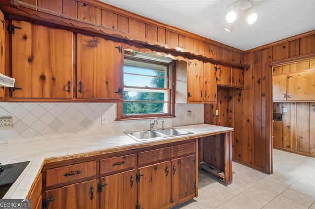 6795 Queen Mill Road SE, Mableton, GA 30126