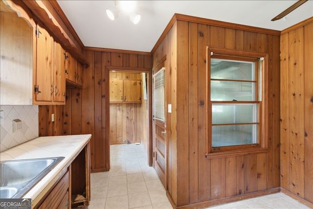 6795 Queen Mill Road SE, Mableton, GA 30126
