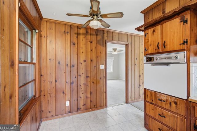 6795 Queen Mill Road SE, Mableton, GA 30126