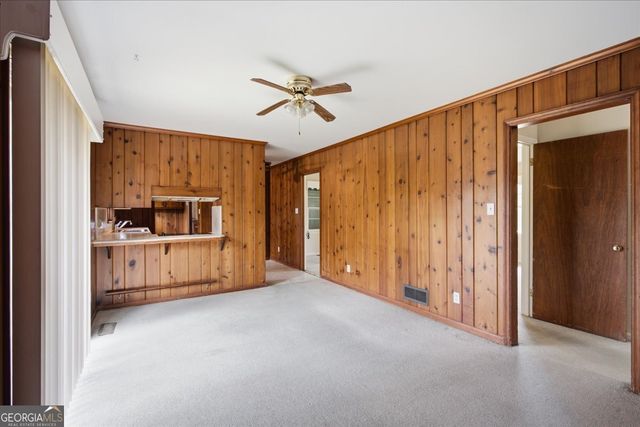 6795 Queen Mill Road SE, Mableton, GA 30126
