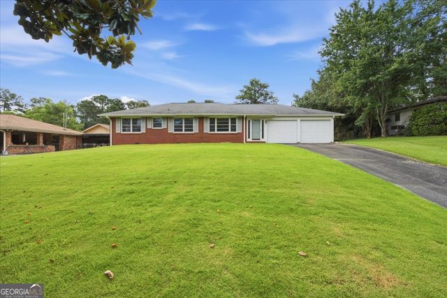 6795 Queen Mill Road SE, Mableton, GA 30126