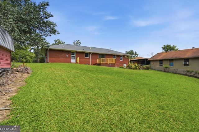 6795 Queen Mill Road SE, Mableton, GA 30126