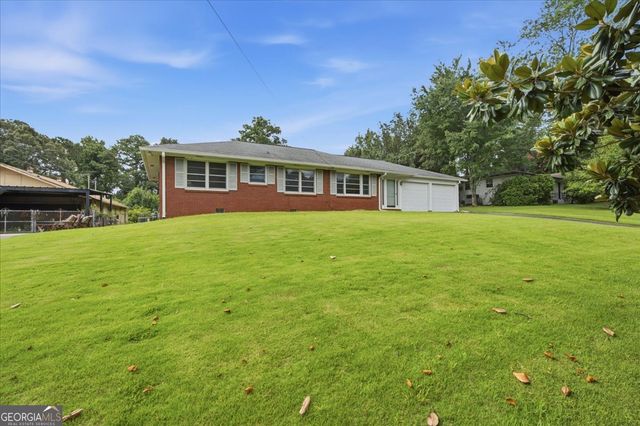 6795 Queen Mill Road SE, Mableton, GA 30126
