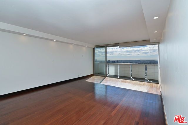 8787 Shoreham Drive 1005, West Hollywood, CA 90069