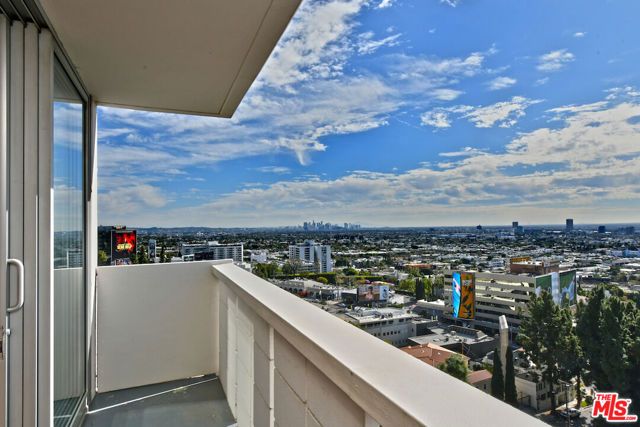 8787 Shoreham Drive 1005, West Hollywood, CA 90069