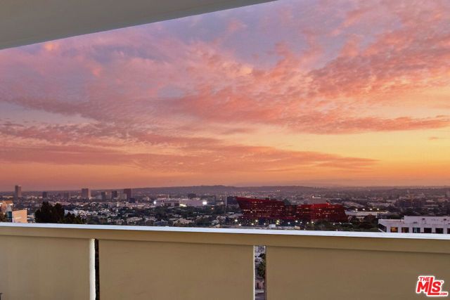 8787 Shoreham Drive 1005, West Hollywood, CA 90069