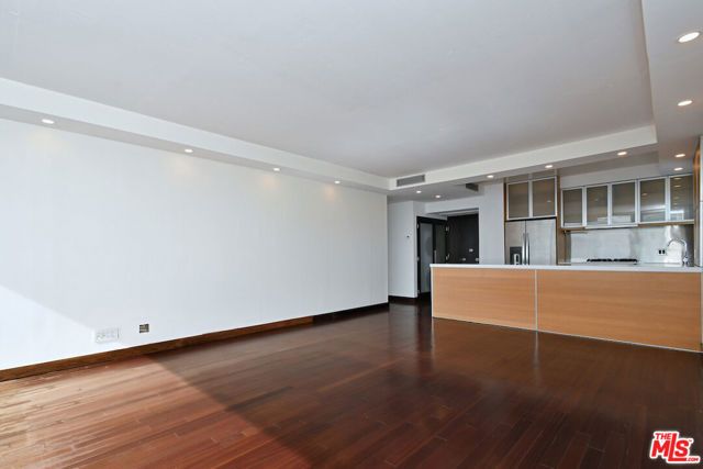 8787 Shoreham Drive 1005, West Hollywood, CA 90069