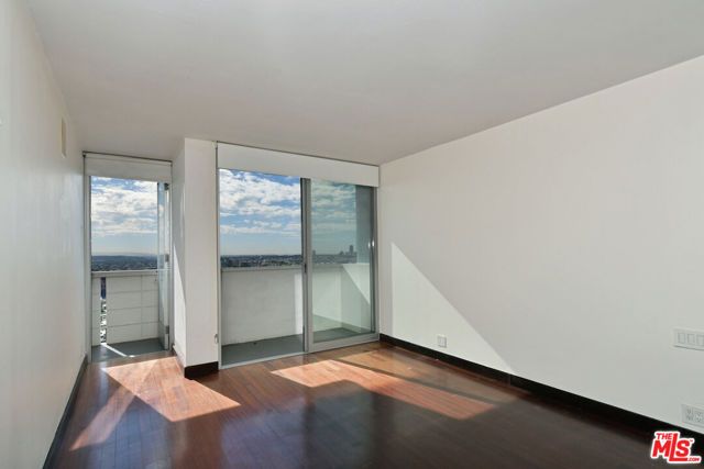 8787 Shoreham Drive 1005, West Hollywood, CA 90069