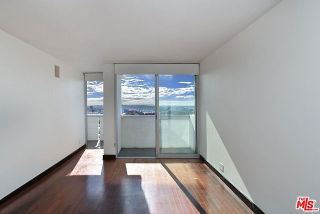 8787 Shoreham Drive 1005, West Hollywood, CA 90069