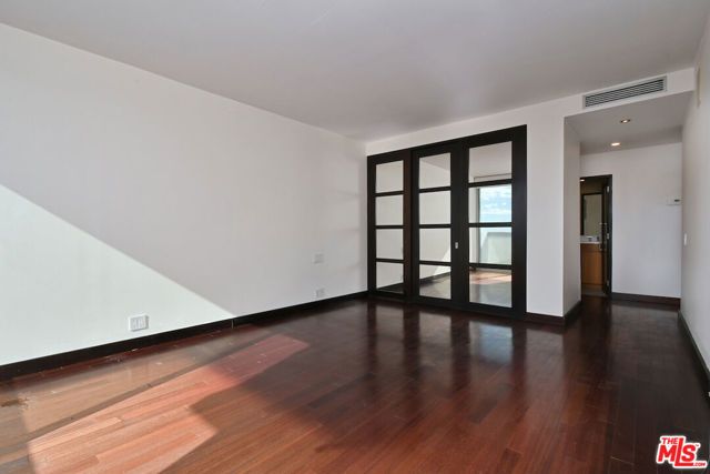 8787 Shoreham Drive 1005, West Hollywood, CA 90069