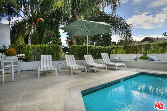 8787 Shoreham Drive 1005, West Hollywood, CA 90069