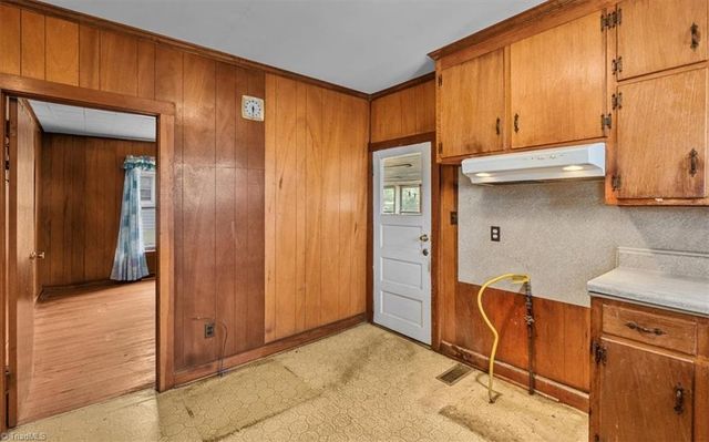 607 Thomas Street, Reidsville, NC 27320