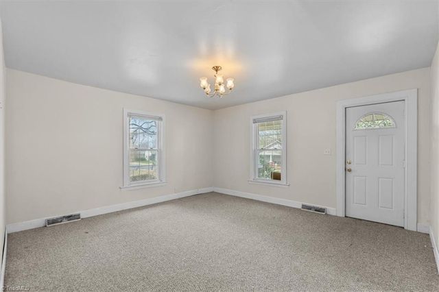 607 Thomas Street, Reidsville, NC 27320