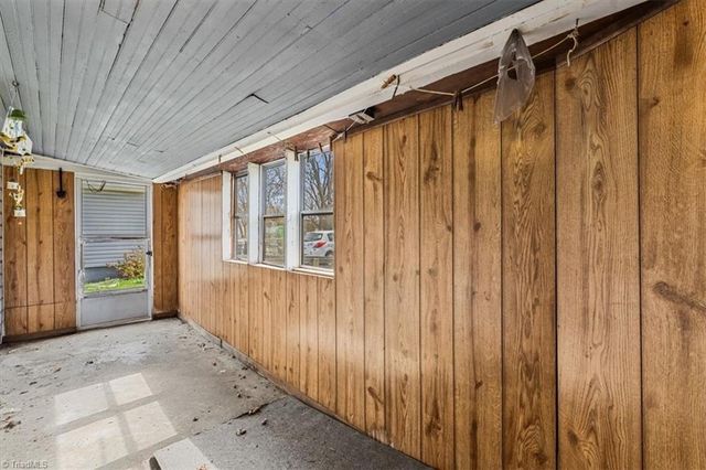 607 Thomas Street, Reidsville, NC 27320