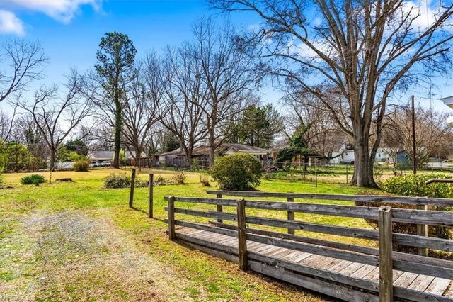 607 Thomas Street, Reidsville, NC 27320