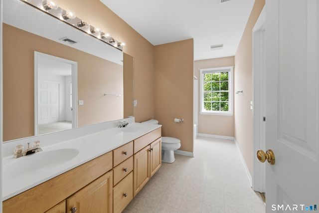 20 Pequot Court 20, Monroe, CT 06468