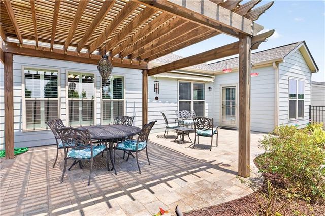 5711 Sierra Bend Way, Hoschton, GA 30548