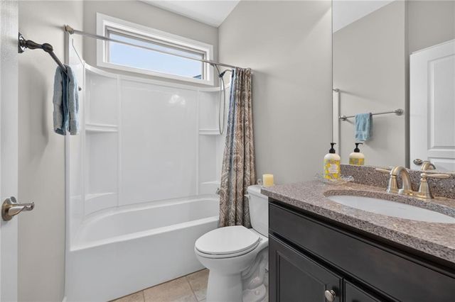 5711 Sierra Bend Way, Hoschton, GA 30548