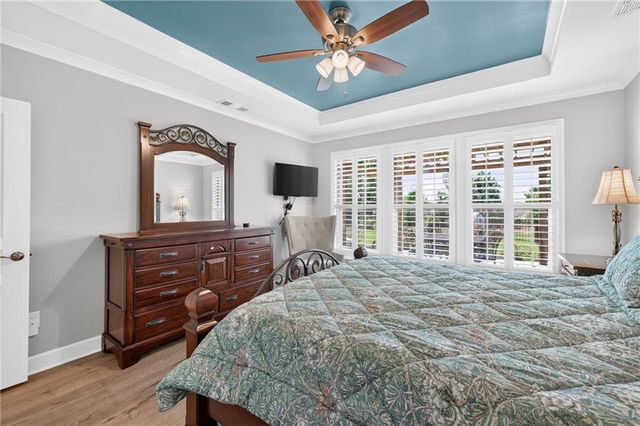 5711 Sierra Bend Way, Hoschton, GA 30548