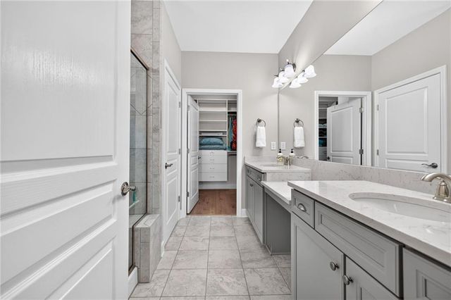 5711 Sierra Bend Way, Hoschton, GA 30548
