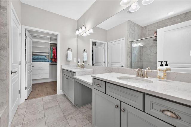 5711 Sierra Bend Way, Hoschton, GA 30548