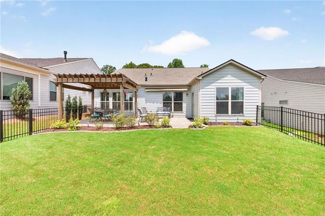 5711 Sierra Bend Way, Hoschton, GA 30548
