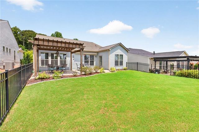 5711 Sierra Bend Way, Hoschton, GA 30548