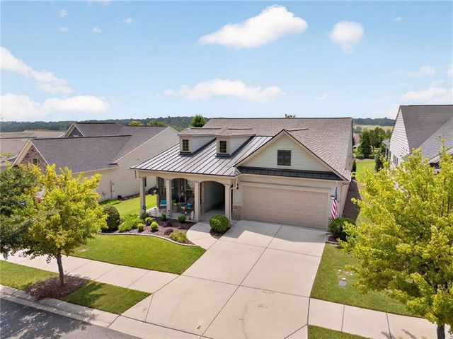 5711 Sierra Bend Way, Hoschton, GA 30548