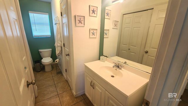 979 W Lagoon Avenue C1, Gulf Shores, AL 36542