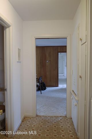 824 W Tennessee Street, Floydada, TX 79235