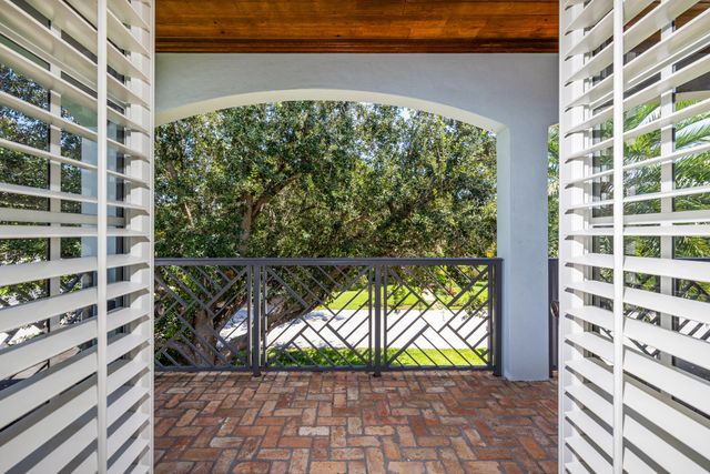 1002 NW 1ST Avenue, Delray Beach, FL 33444