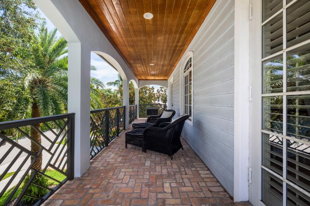1002 NW 1ST Avenue, Delray Beach, FL 33444
