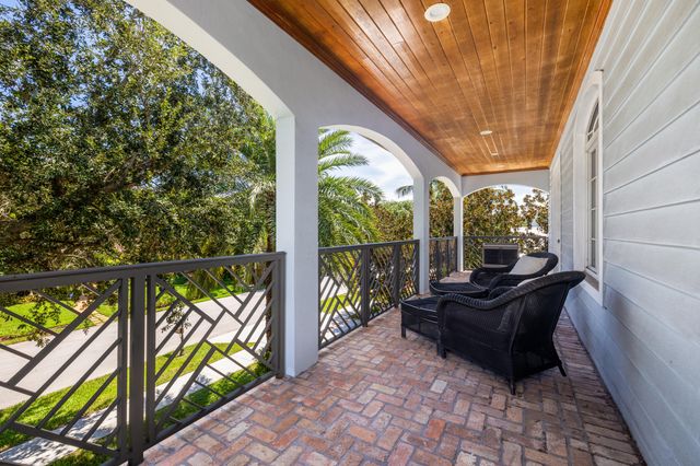 1002 NW 1ST Avenue, Delray Beach, FL 33444