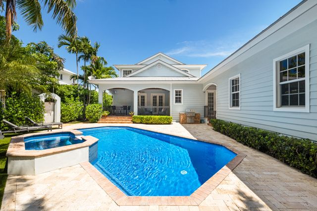 1002 NW 1ST Avenue, Delray Beach, FL 33444