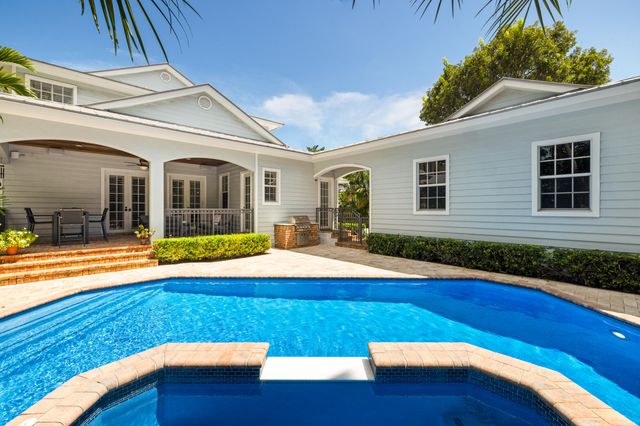 1002 NW 1ST Avenue, Delray Beach, FL 33444