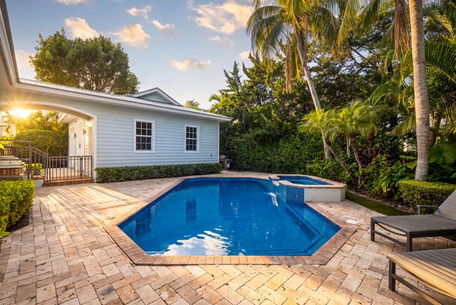 1002 NW 1ST Avenue, Delray Beach, FL 33444