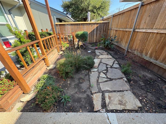 13632 Flagstone Lane, Dallas, TX 75240