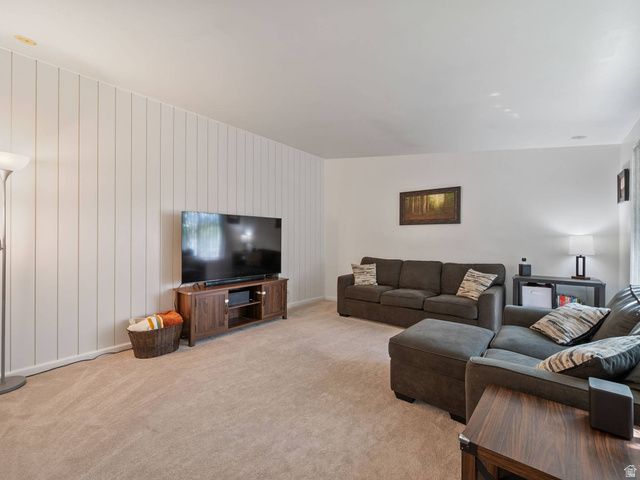 3253 S MAPLE WAY, West Valley City, UT 84119